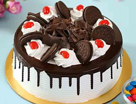 Eggless Black Forest Oreo Cake