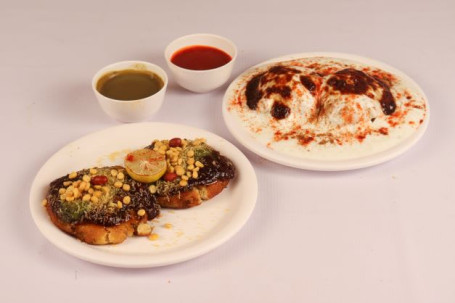 Aloo Matar Tikki Lemon Chaat Hari Chutney Meethi Chutney