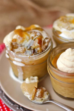 Eggless Butterscotch Pudding