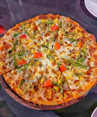 Veggie Supreme Pizza [Medium 6 Slice
