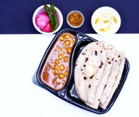 Chola Masala(300Gm) +4 Butter Tawa Roti +Bundi Rayta/Gulabjamun