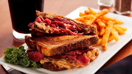 Bw's Classic Reuben