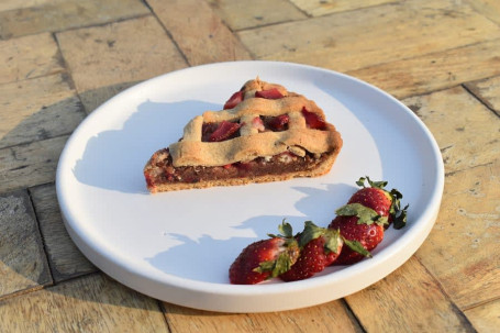 Strawberry Linzer Torte