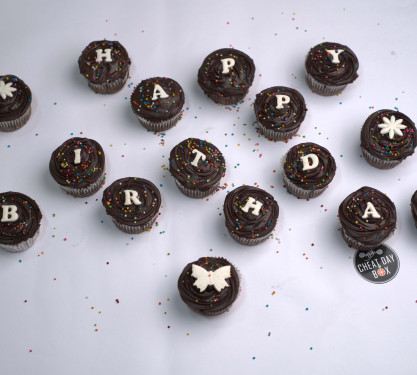 16 Letter Cupcake