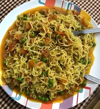 Tomato Masala Maggi With Butter