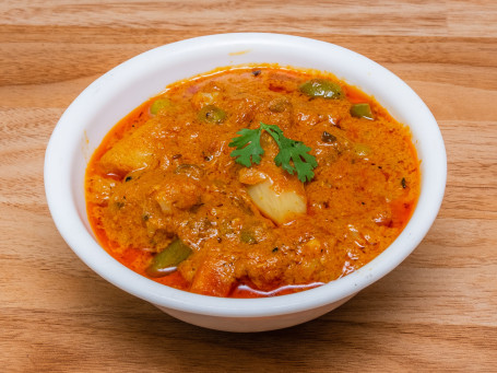 Aaloo Gobhi Matar Gravy