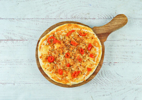 Red Paprika Cheese Pizza Delight