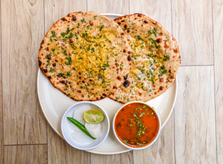 2 Aloo Methi Paratha