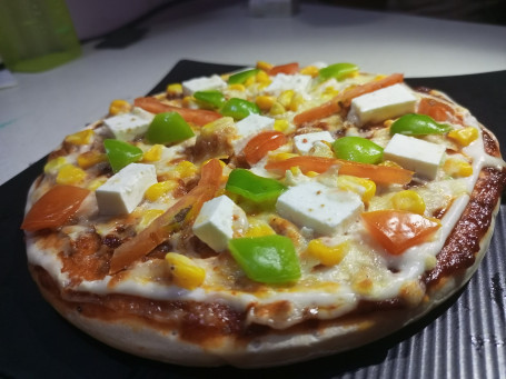 8 Jalapeno Paneer And Corn Pizza