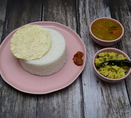 Rice With Sambar Avial