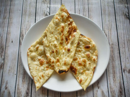 Plain Naan (43 Gm)