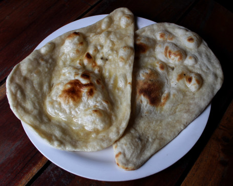 Butter Naan (43 Gm
