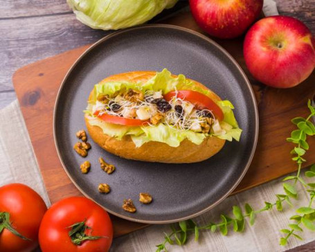 蘋果核桃香榭軟法 Baguette With Apple And Walnut