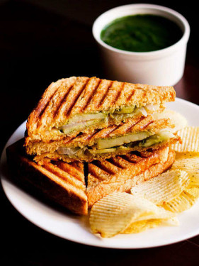 Larri Mumbai Sandwich (G)