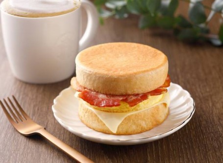 培根蛋英式麥芬 Bacon, Egg And Cheese English Muffin