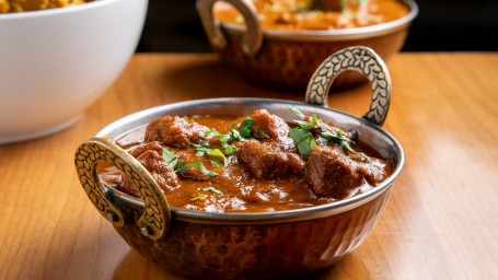 Beef Vindaloo With Potato Mild