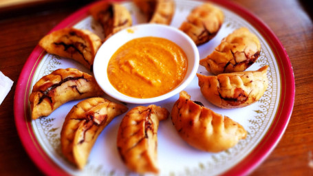 Tandoori Paneer Momo (8 Pcs)