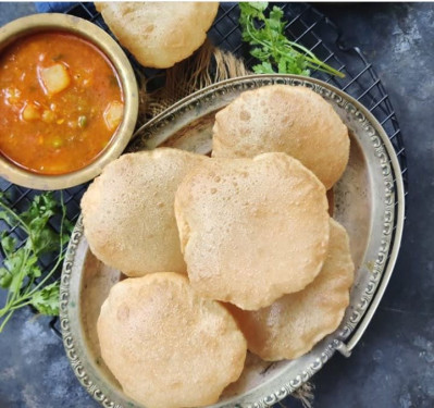 Poori Aaloo Bhaji