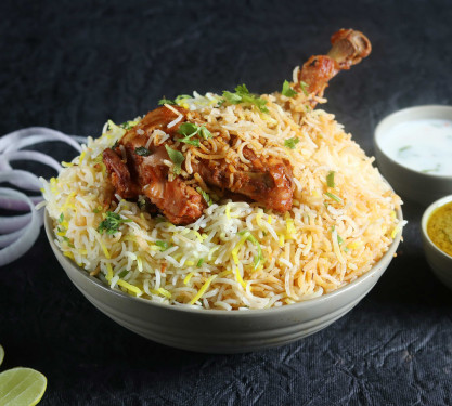 Zaekedar Chicken Biryani Serve 1