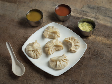 Darjeeling Veg Steam Momos