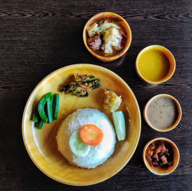 Smoked Pork Ao Curry Naga Style Thali