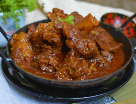 Home Style Mutton Curry (4 Pcs)