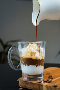 Affagato [Ice Cream With Espresso]