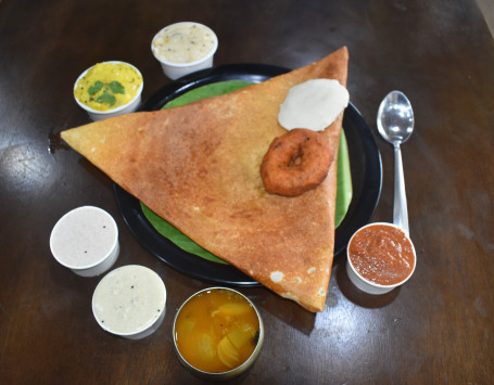 South Special Combo (1 Pc Masala Dosa 1 Pc Vada Mini Chicken Curry)