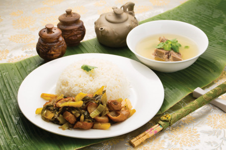 Stir Fried Crispy Pork Intestine With Pickle