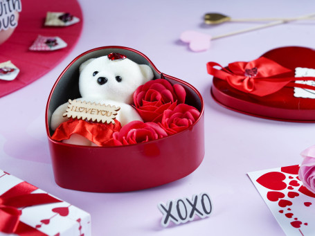 Coffret Cadeau Teddy Avec Roses