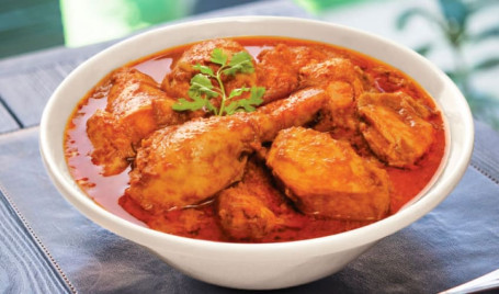 Chicken Masala With Egg Mini