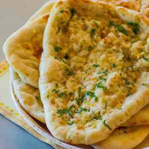 Naan Ã€ L'ail