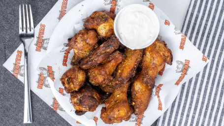 Original Hooters Style Wings 10 Pcs