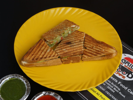 Veg Grilled Bombay Sandwich