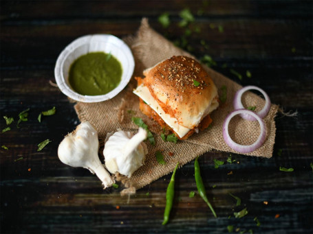 Garlic Cheese Pav (1 Pc)