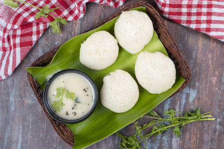 Idli (4 Pcs) Chutney