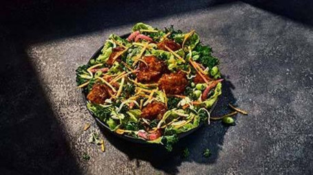 Salade Croustillante Asiatique Demi-Agrumes Avec Poulet