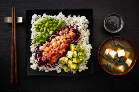 Itsu Salmon Poke On A Bed Set