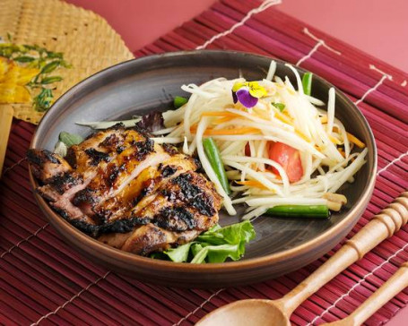 Bbq Chicken With Papaya Salad