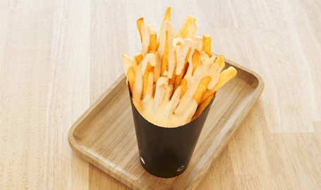 #GRANDE FRITES SAUCE FROMAGÈRE