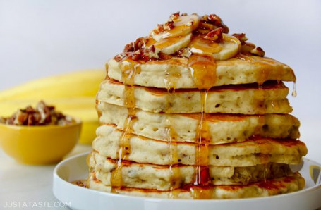 Pancakes Aux Bananes Et Aux Noix