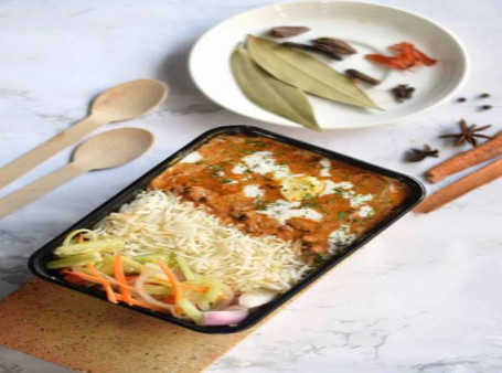 Mutter Paneer Aur Chawal Box