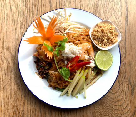 Jantaburi Pad Thai (Medium Hot) (N