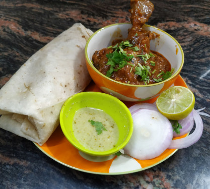 Chicken Curry Breads Combo