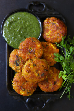 Aloo Corn Tikki (8 Pcs)