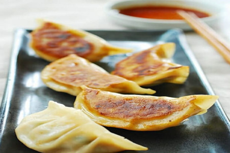 Chicken Kothey Momo [8 Pieces]