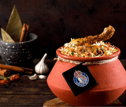 Hyderabadi Chicken Biryani [Bone]