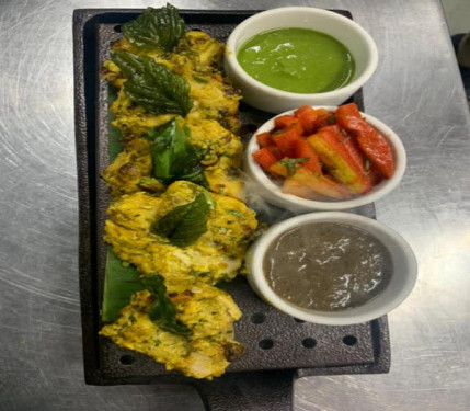 Murgh Pudina Malai Tikka