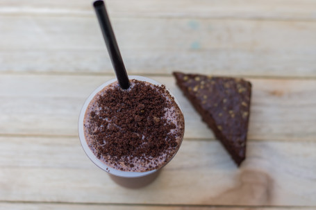 Brownie Chocolate Premium Shake