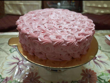 Eggless Strawberry Rose Cake